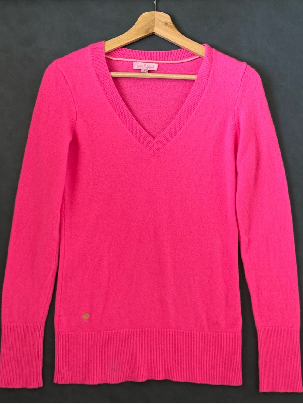 Lilly Pulitzer Hot Pink V-Neck Cashmere Sweater Size S